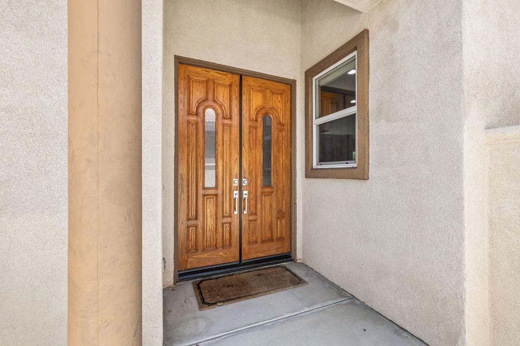 49599 Wayne Street Property Photo 5