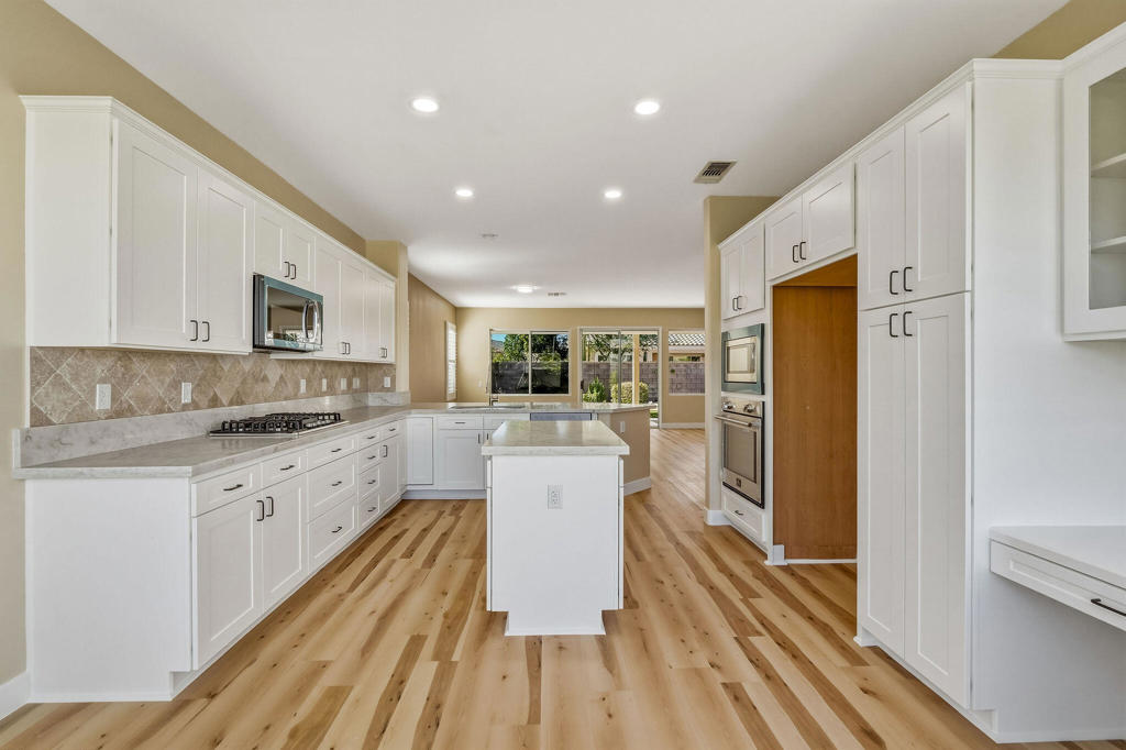 78653 Falsetto Drive Property Photo 18