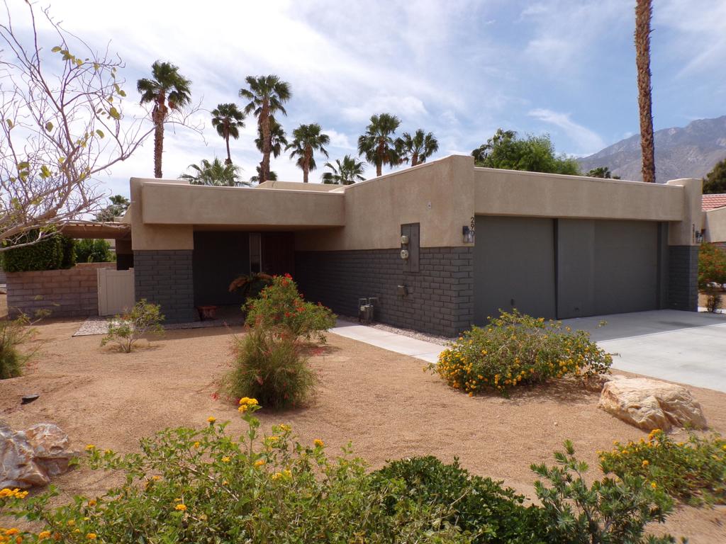 2901 Sunflower Circle E Property Photo 1