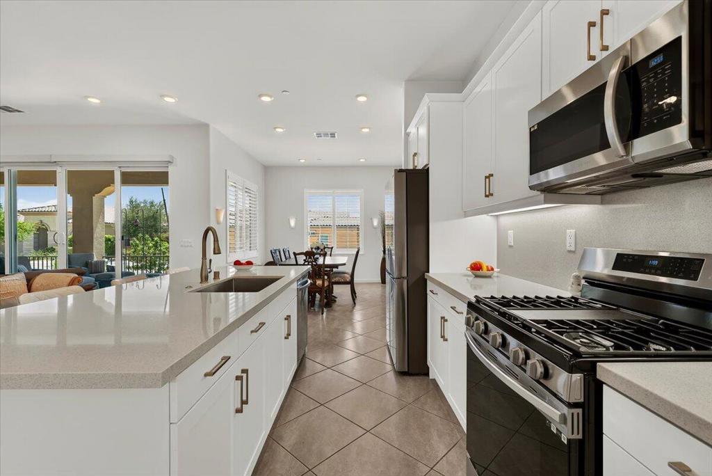 3449 Via Leonardo Property Photo 10