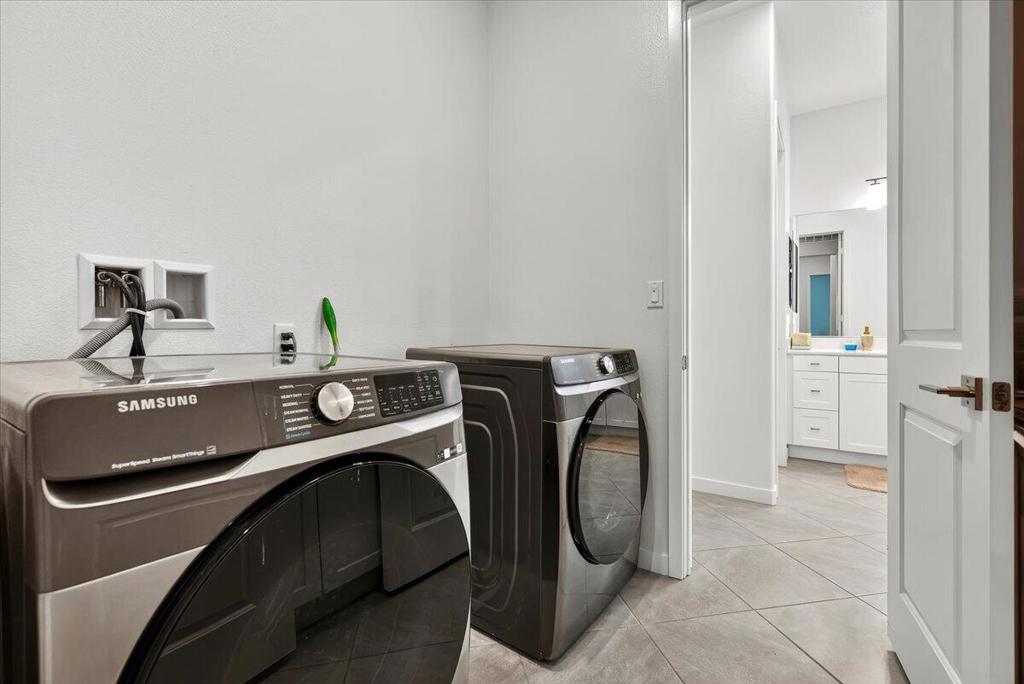 3449 Via Leonardo Property Photo 19