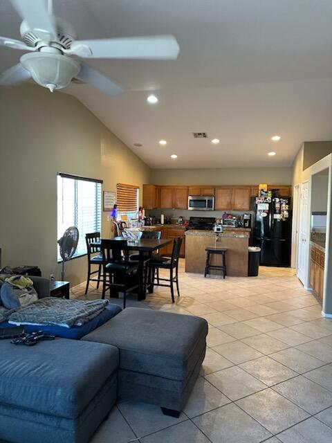 83406 Horizon Avenue Property Photo 3