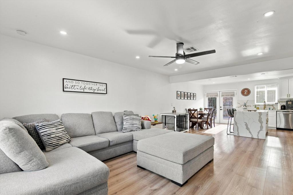 52591 Avenida Martinez Property Photo 3