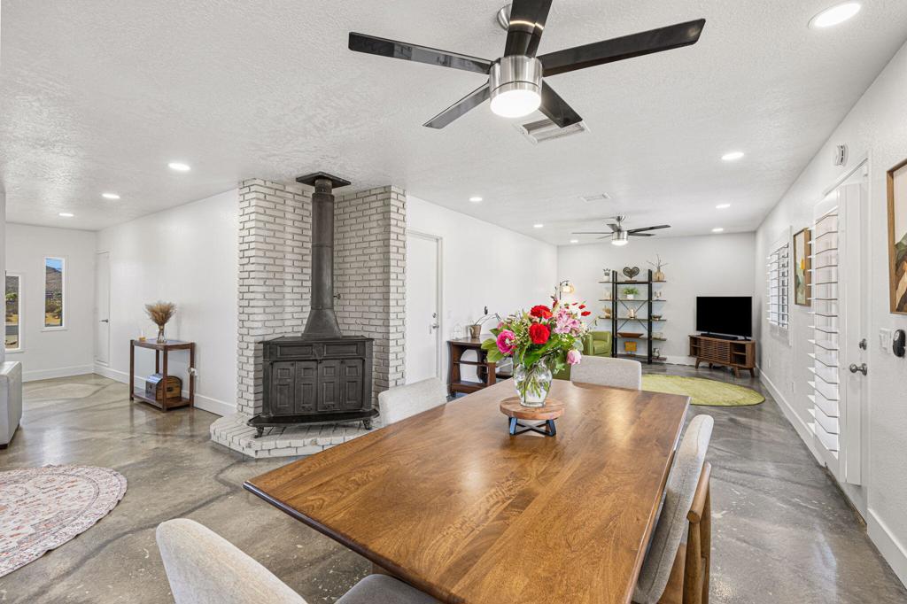 6829 Palisade Way Property Photo 2