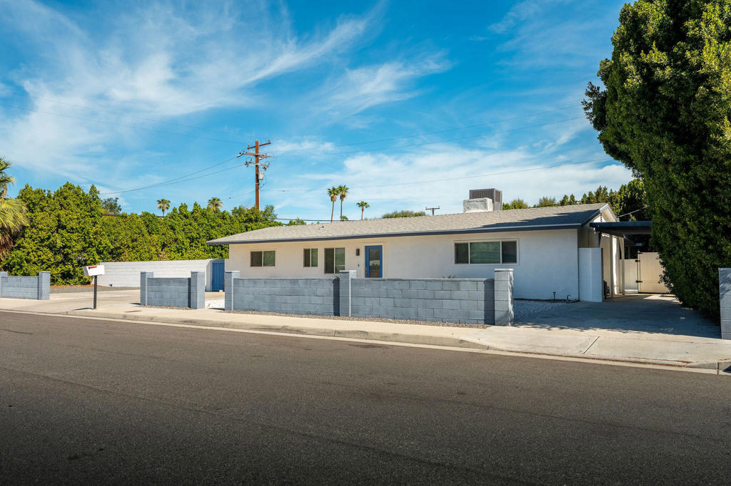3772 E Camino Parocela Property Photo 3