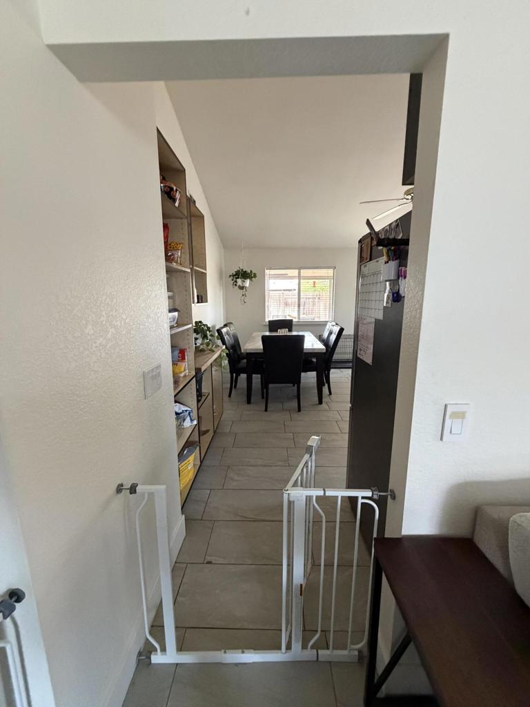 80940 Granby Avenue S Property Photo 4