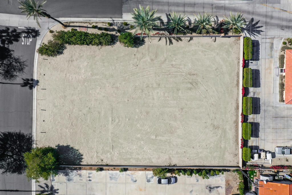 79030 Bermuda Dunes Drive Property Photo 9