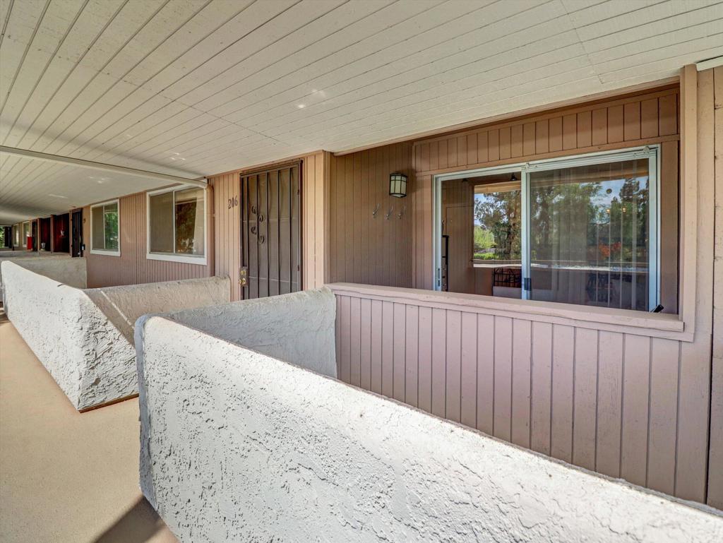 2860 N Los Felices Road 206 Property Photo 2