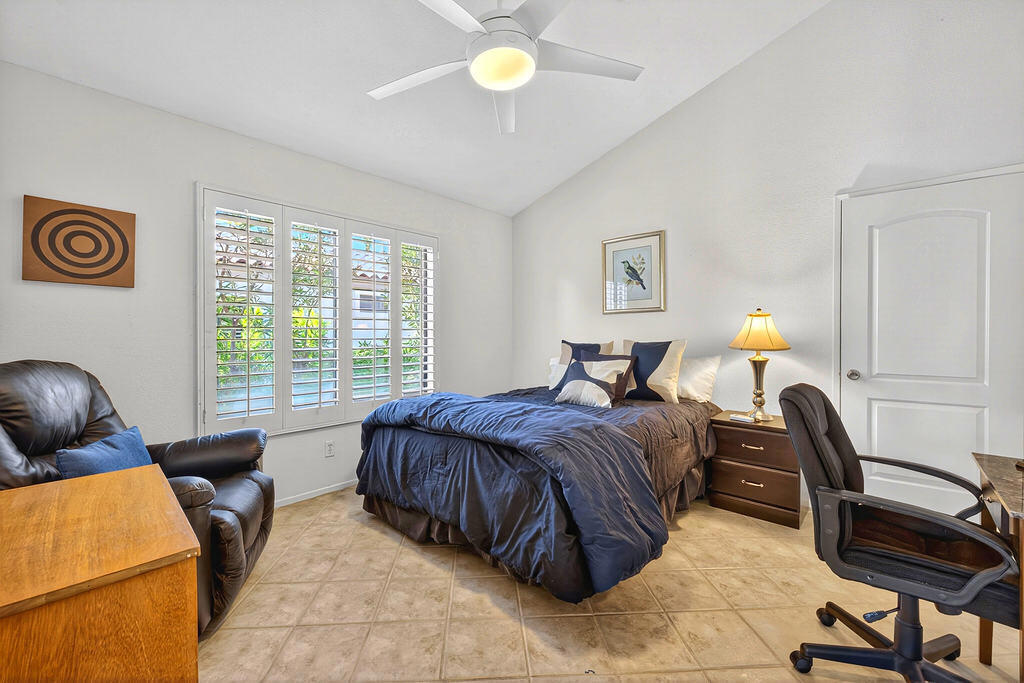 55090 Shoal Creek Property Photo 9