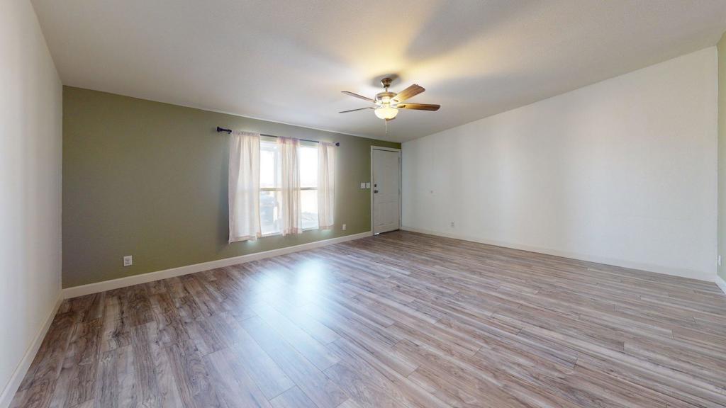 1321 Sea Life Avenue Property Photo 8