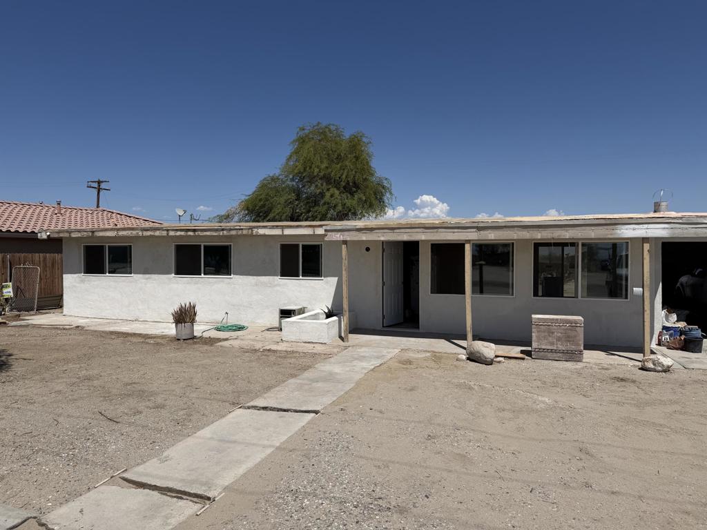 2502 Harbor Drive Property Photo 1