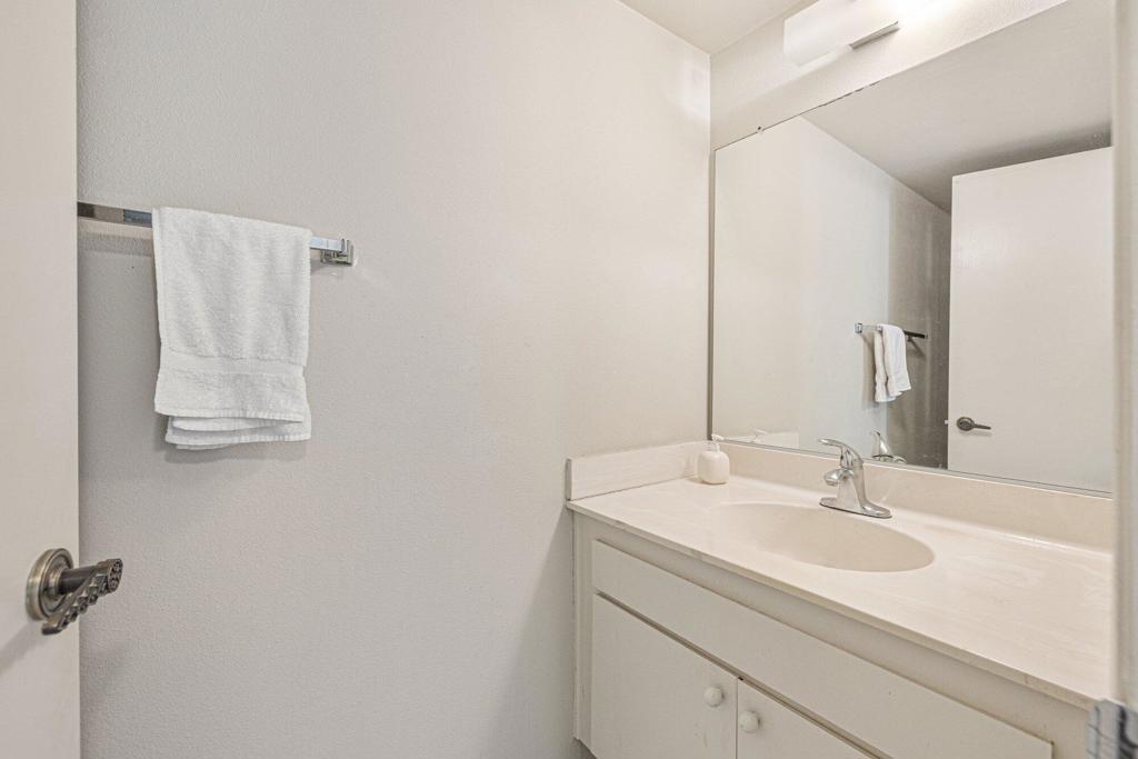 5951 Montecito Drive 5 Property Photo 10