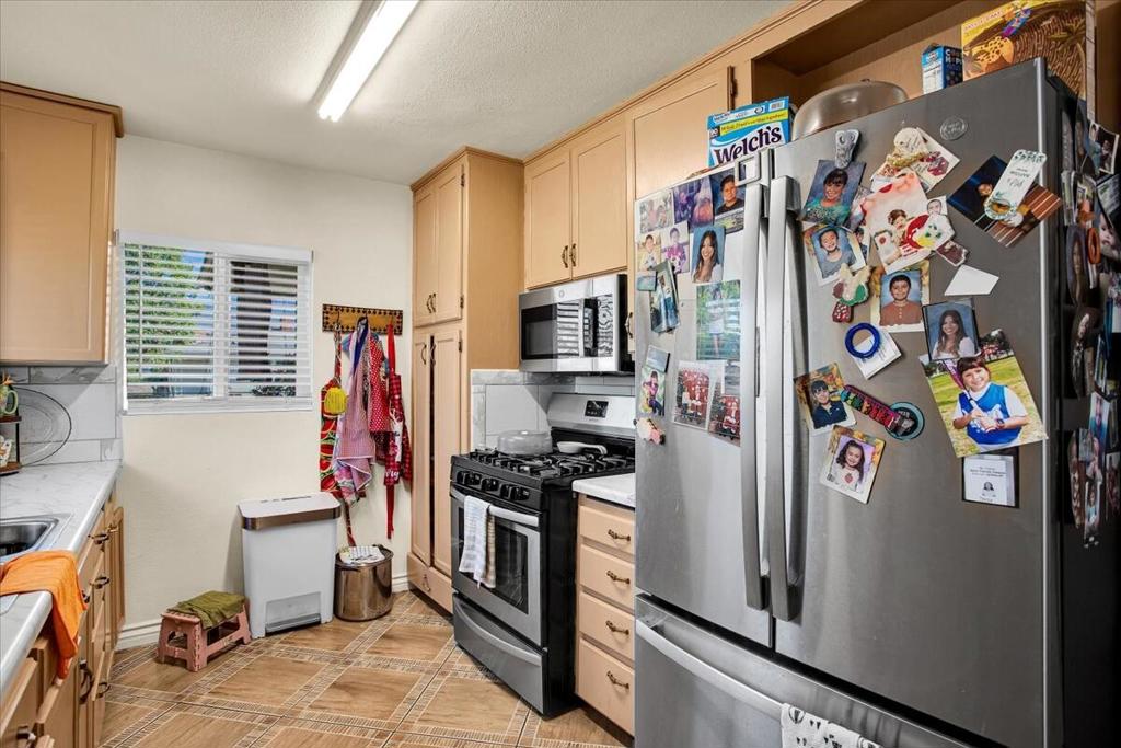 6793 Glasgow Avenue Property Photo 12