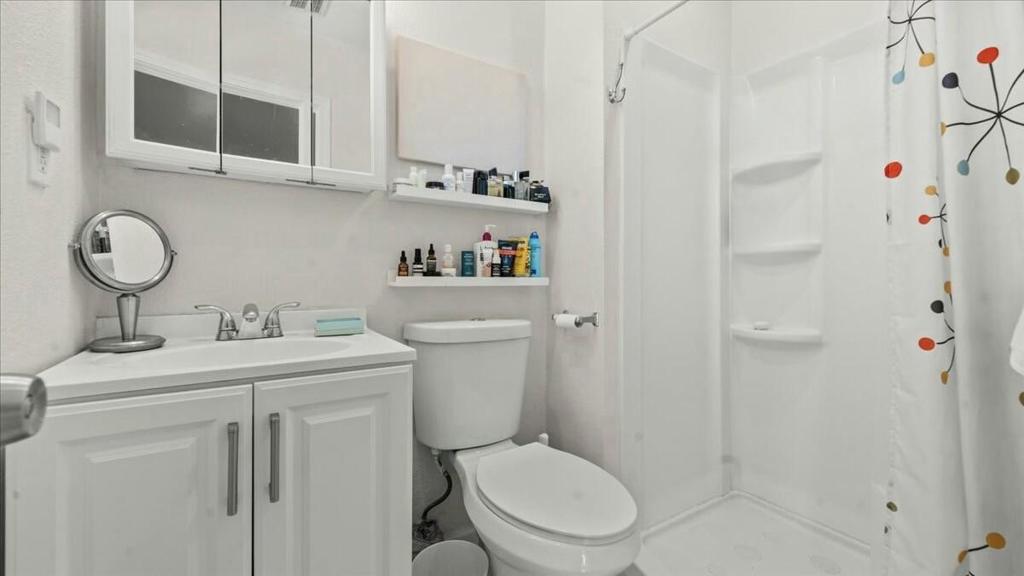 39162 Karen Street Property Photo 15