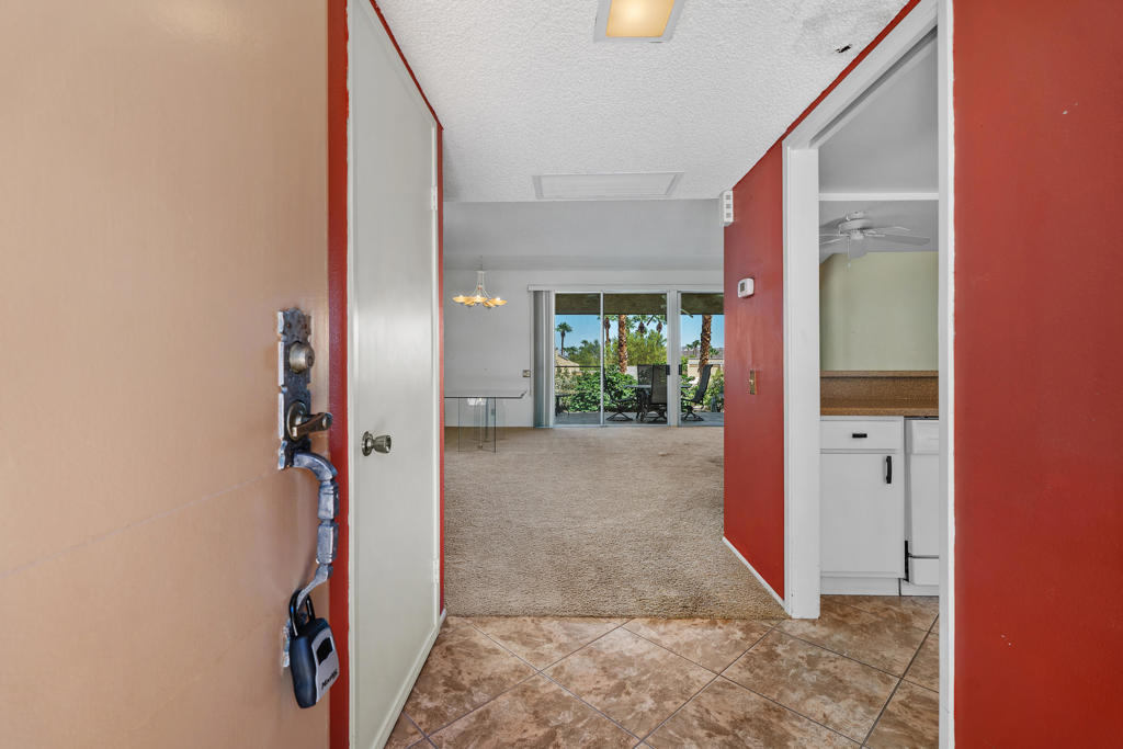 48882 Quercus Lane Property Photo 5