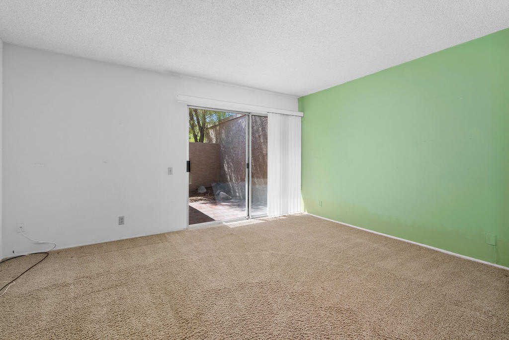 48882 Quercus Lane Property Photo 12