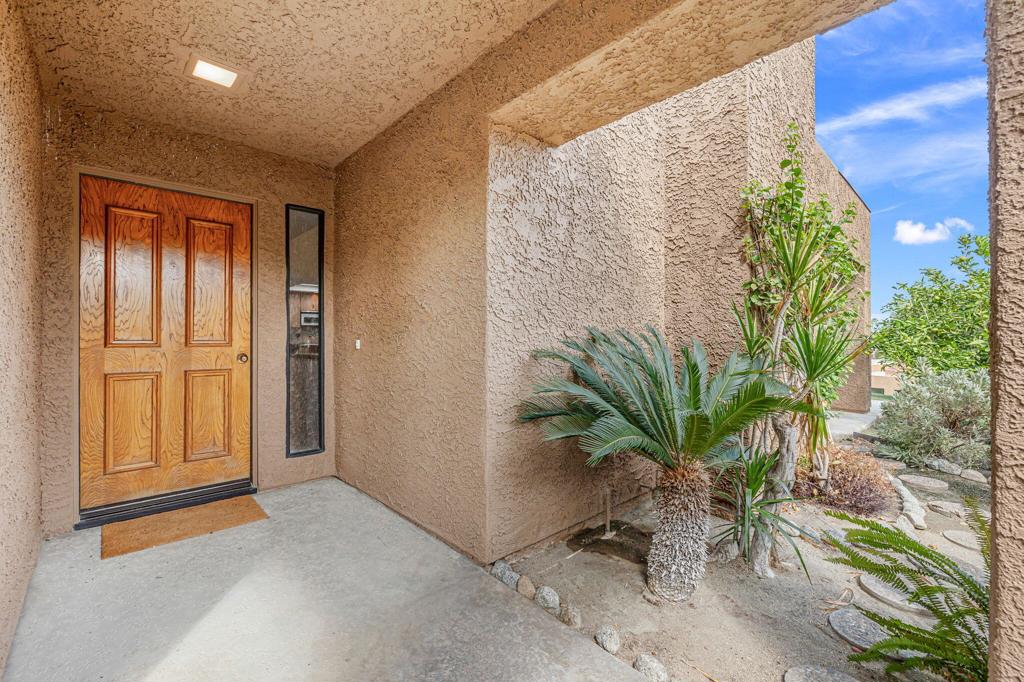 73108 Ajo Lane Property Photo 4