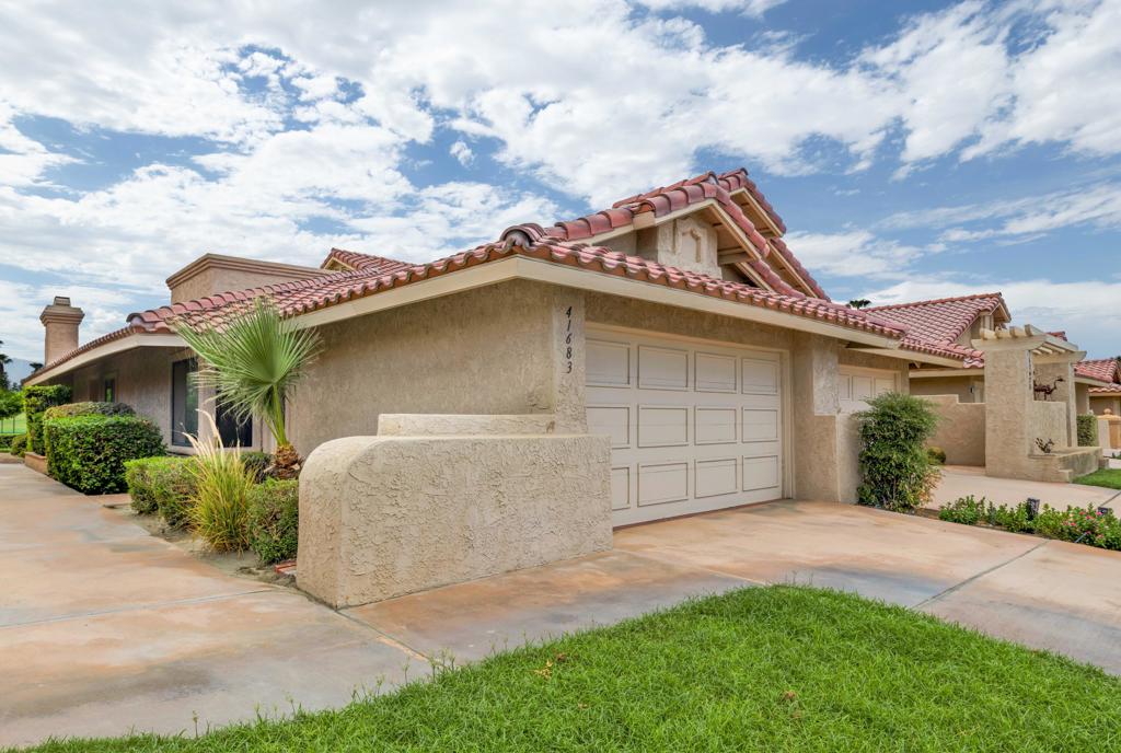 41683 Woodhaven Drive E Property Photo 15