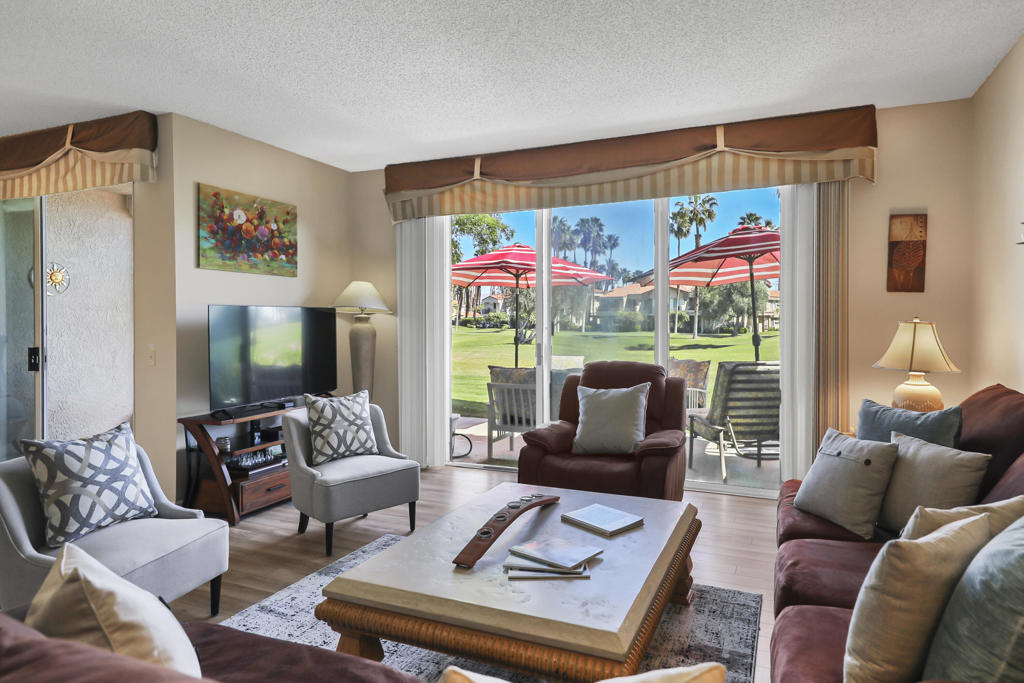 55590 Southern Property Photo 4