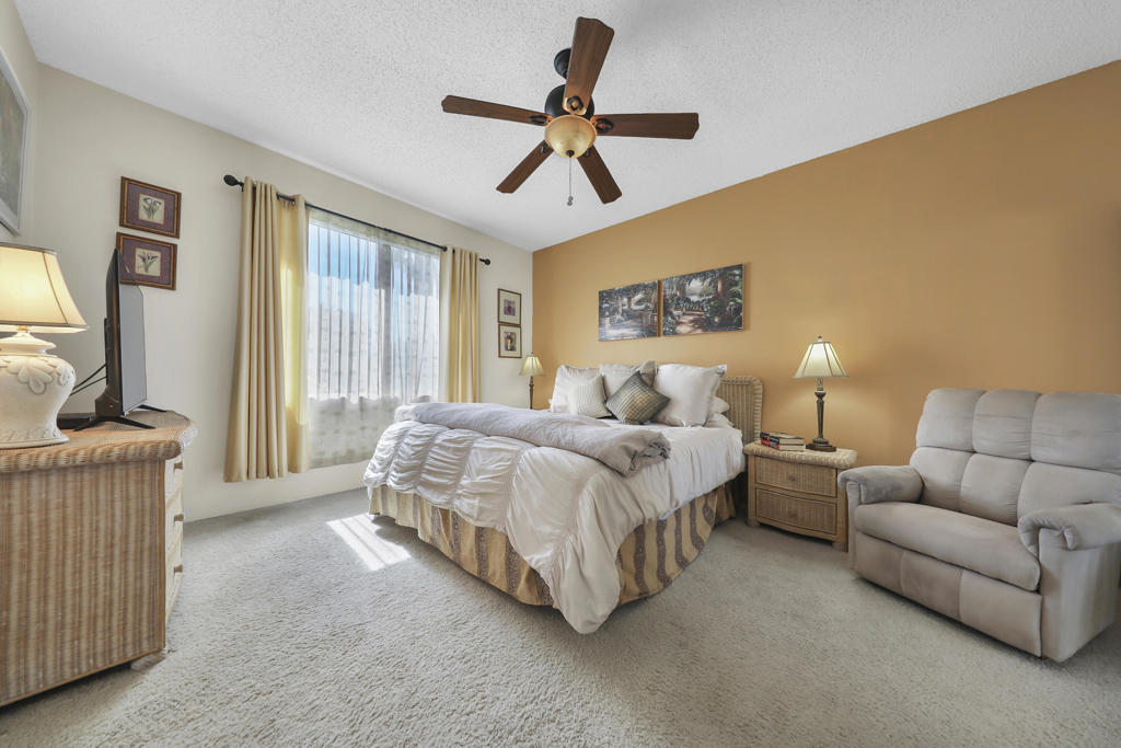 55590 Southern Property Photo 12