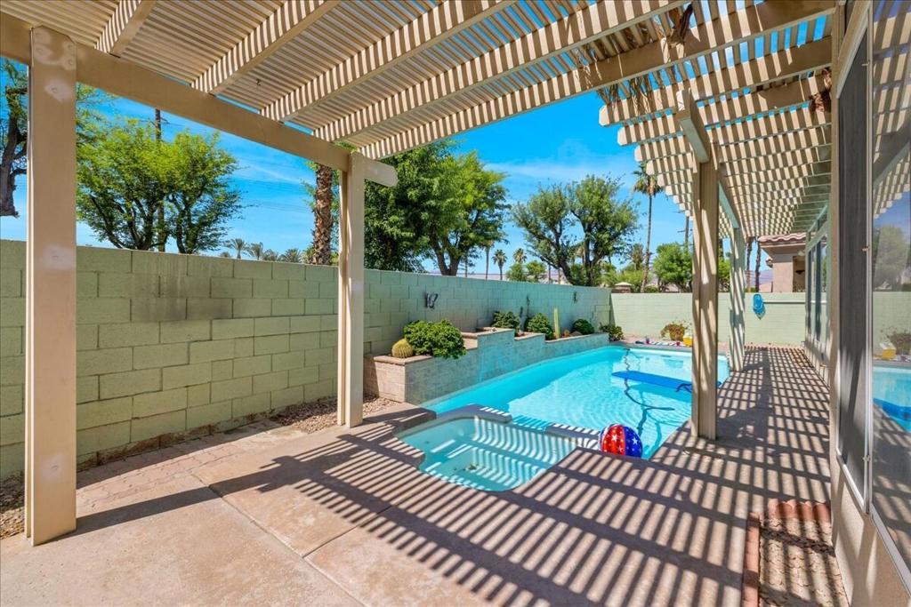 80234 Royal Dornoch Drive Property Photo 2