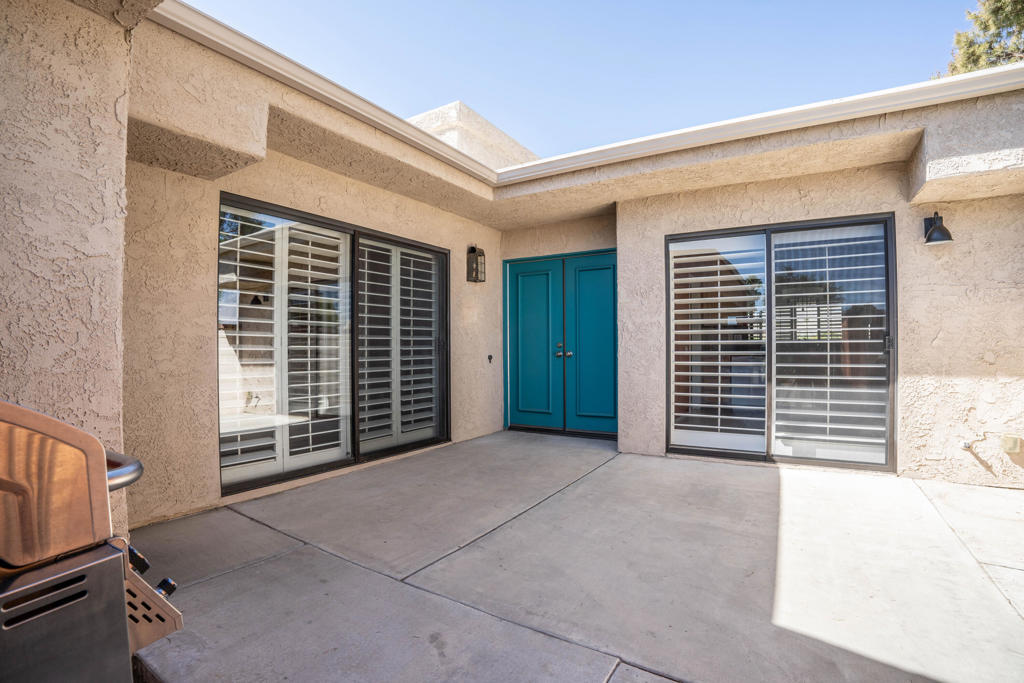 36075 Paseo Circulo W Property Photo 2