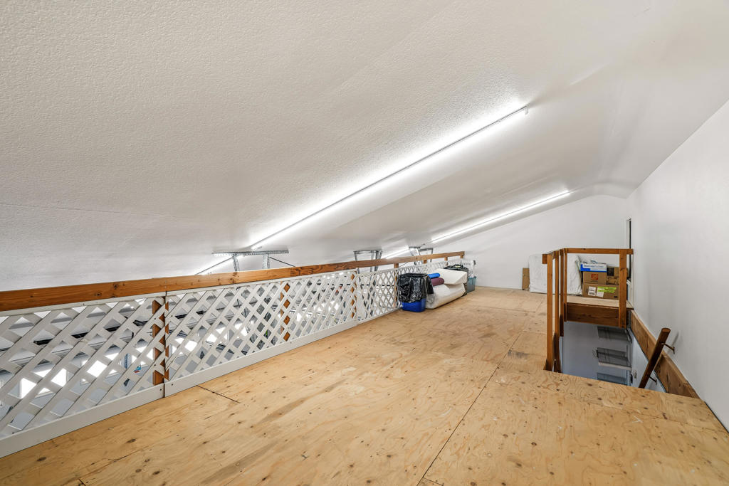 1444 S San Mateo Drive Property Photo 30