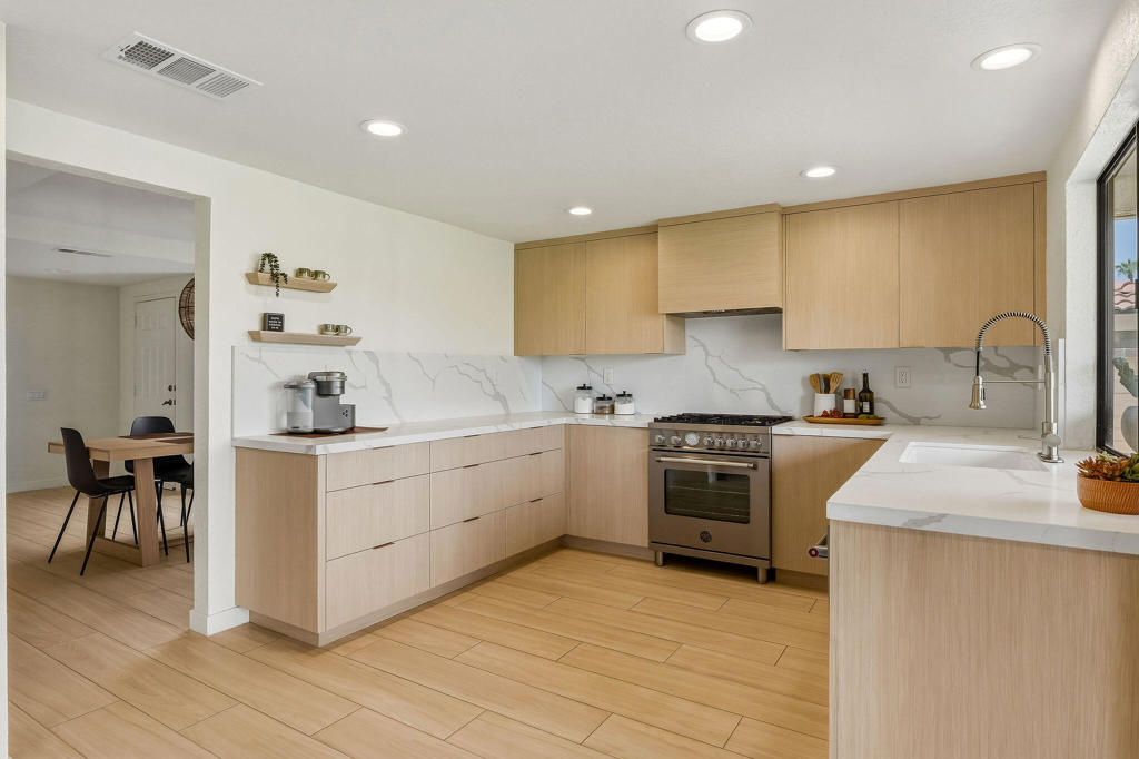 6 Joya Drive Property Photo 12