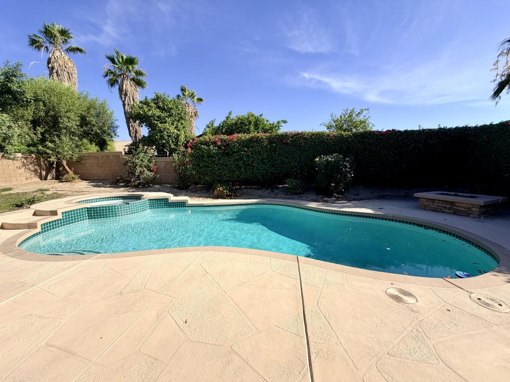 79220 Laurie Court Property Photo 1