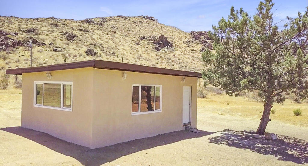 27127 Zuni Road Property Photo 1