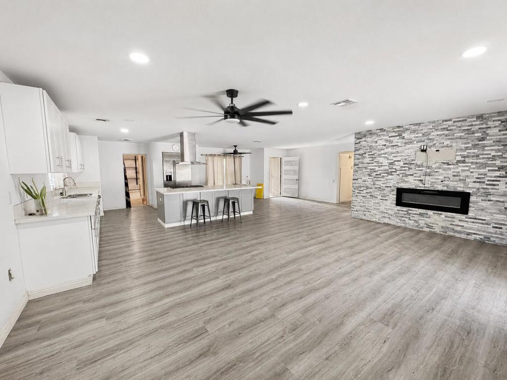 44840 Sherwood Drive Property Photo 4
