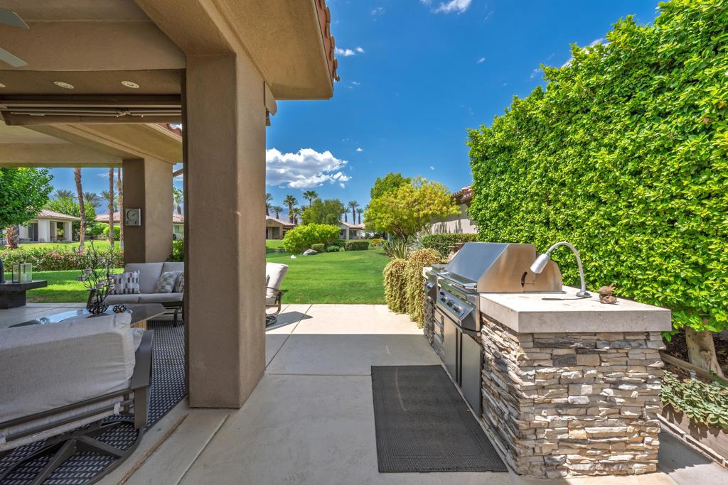 110 Lakefront Way Property Photo 24