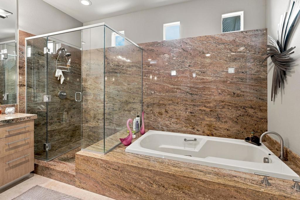 110 Lakefront Way Property Photo 53