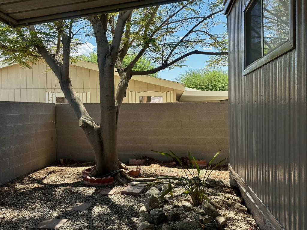 73201 Highland Springs Drive Property Photo 10