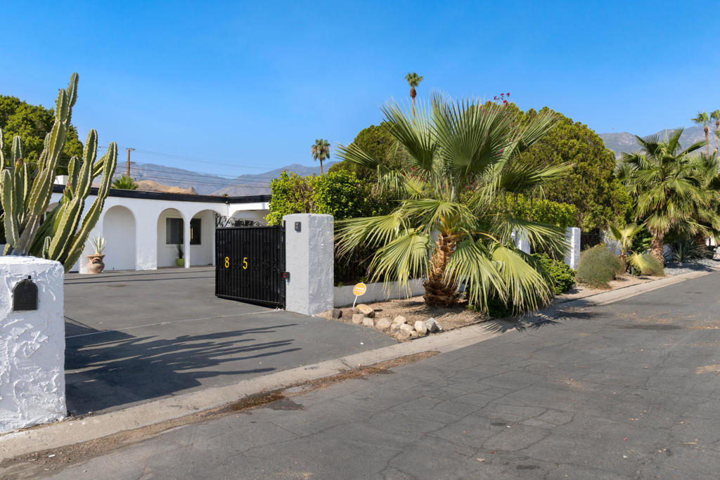 4385 E Paseo Caroleta Property Photo 5