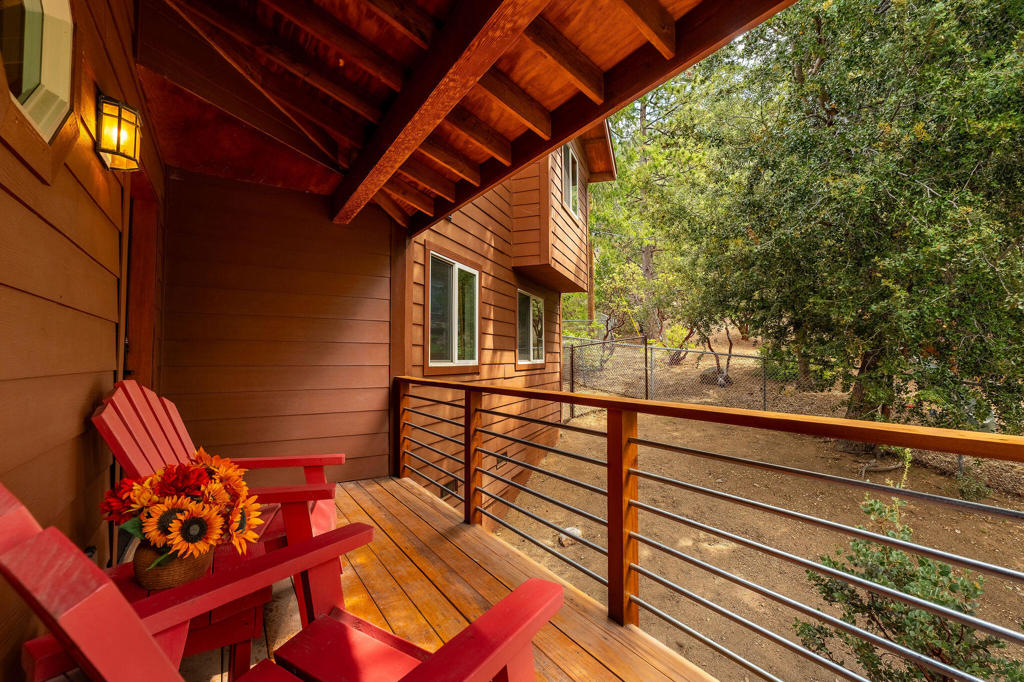 55370 Silver Tip Lane Property Photo 6