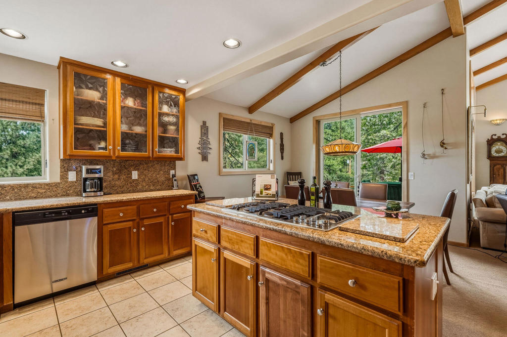55370 Silver Tip Lane Property Photo 22