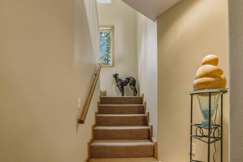 55370 Silver Tip Lane Property Photo 30