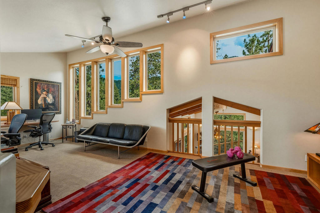 55370 Silver Tip Lane Property Photo 32