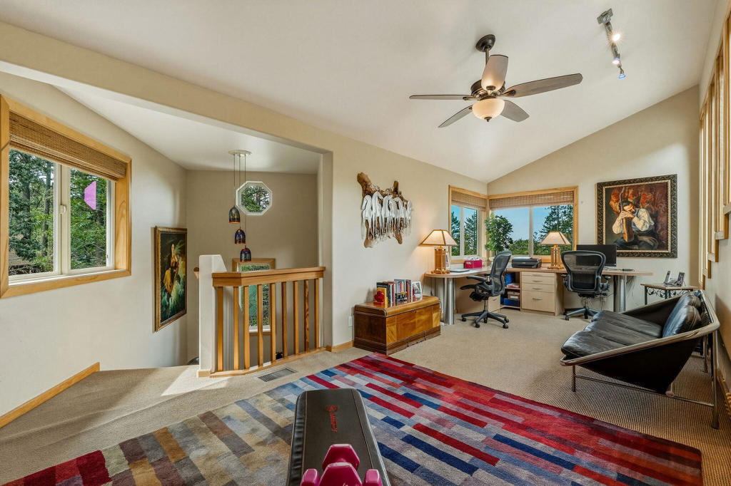 55370 Silver Tip Lane Property Photo 34