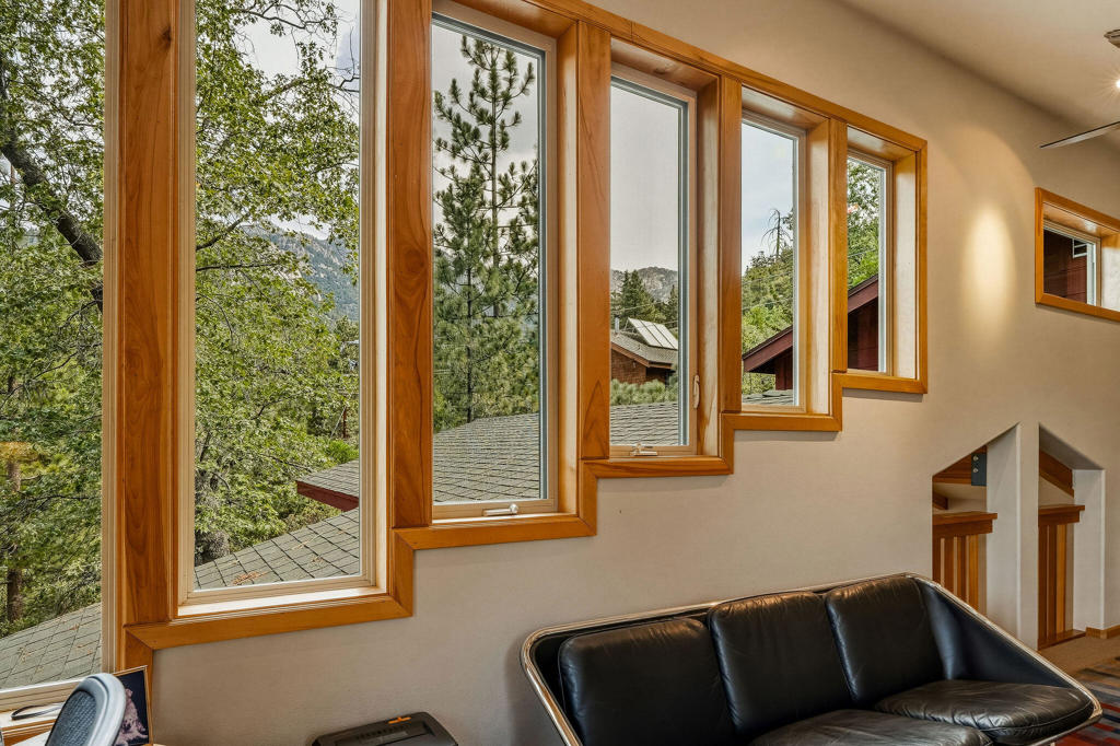 55370 Silver Tip Lane Property Photo 35