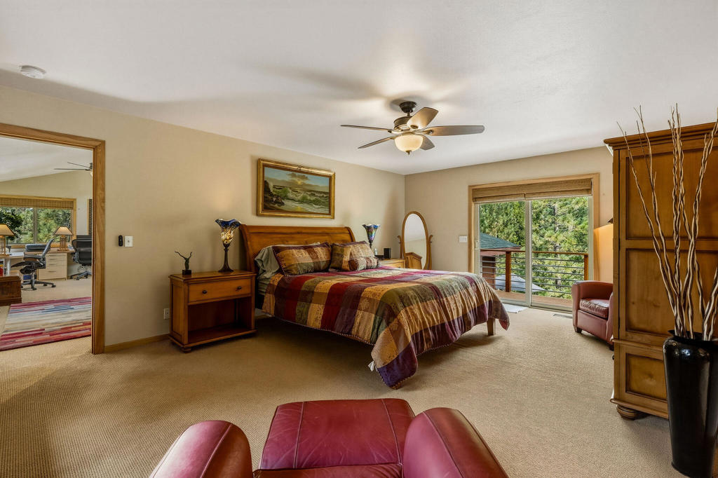 55370 Silver Tip Lane Property Photo 39