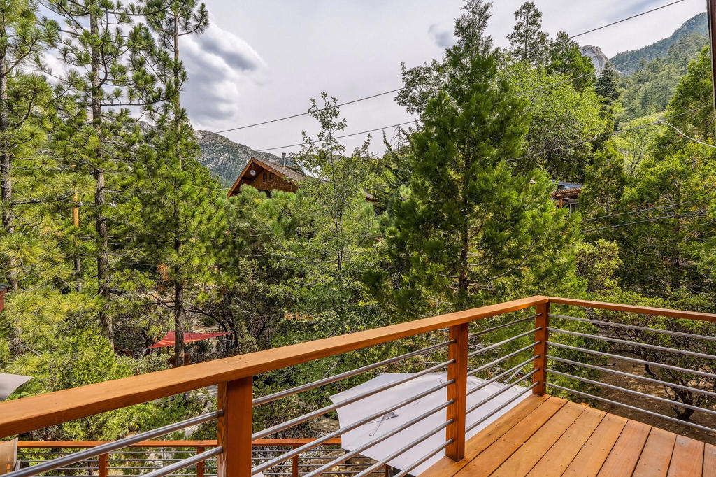 55370 Silver Tip Lane Property Photo 40