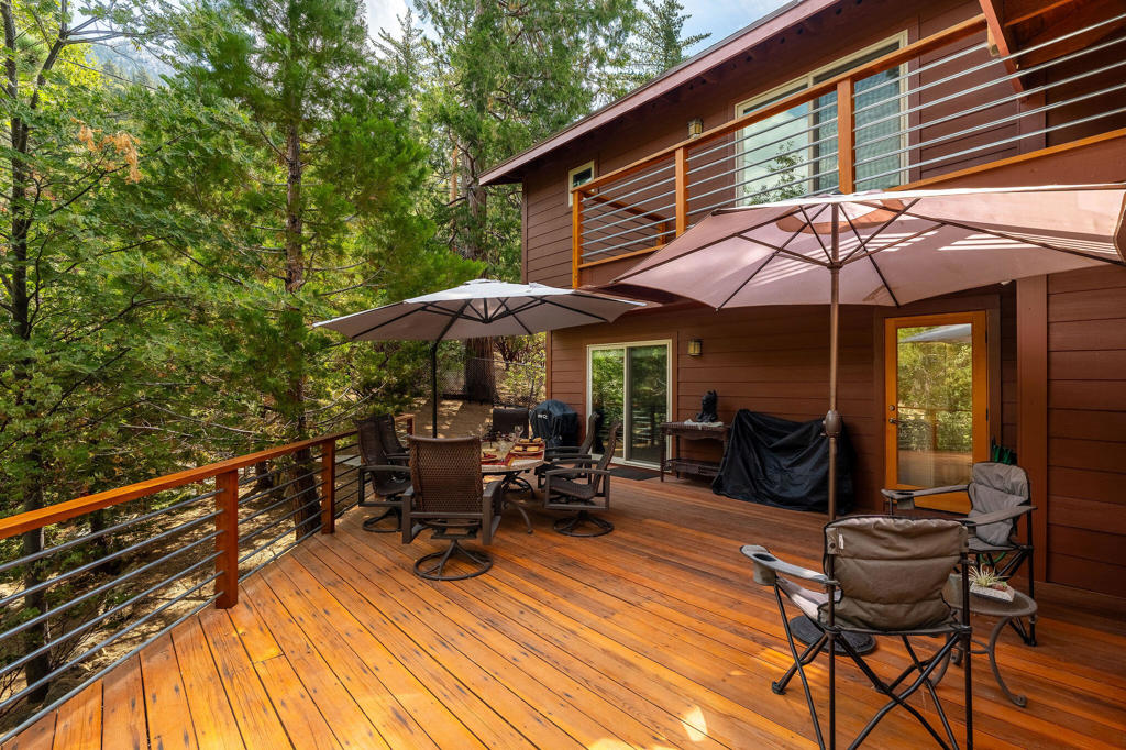 55370 Silver Tip Lane Property Photo 49