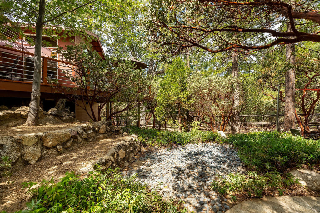 55370 Silver Tip Lane Property Photo 53