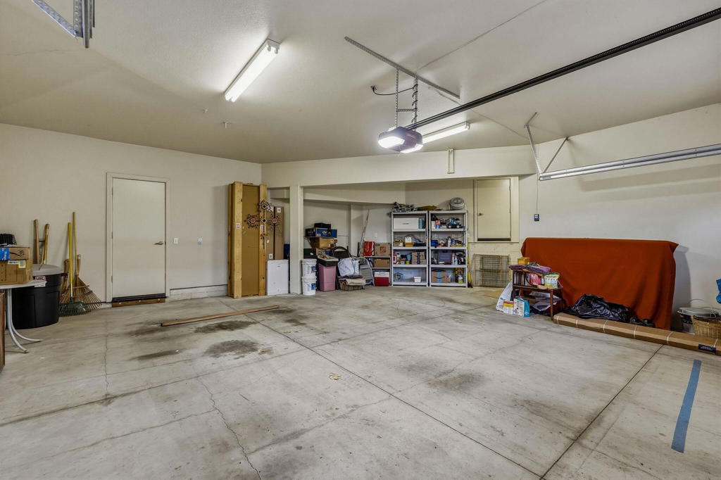 55370 Silver Tip Lane Property Photo 67