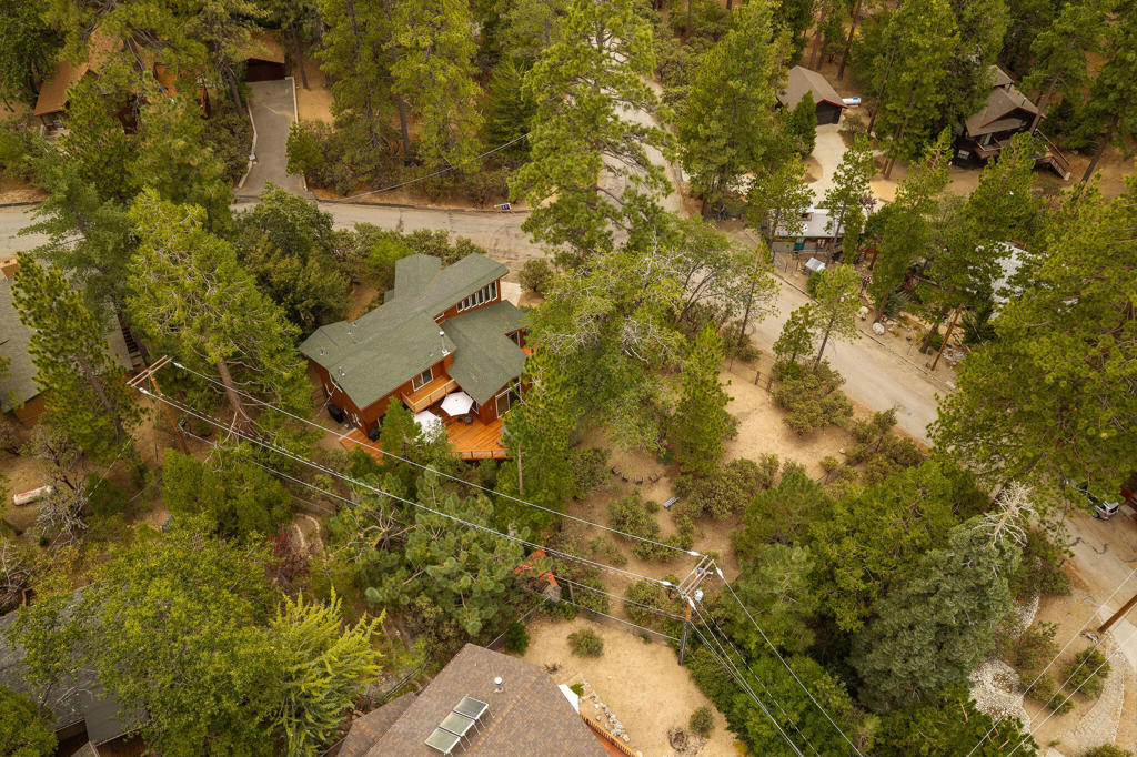 55370 Silver Tip Lane Property Photo 68