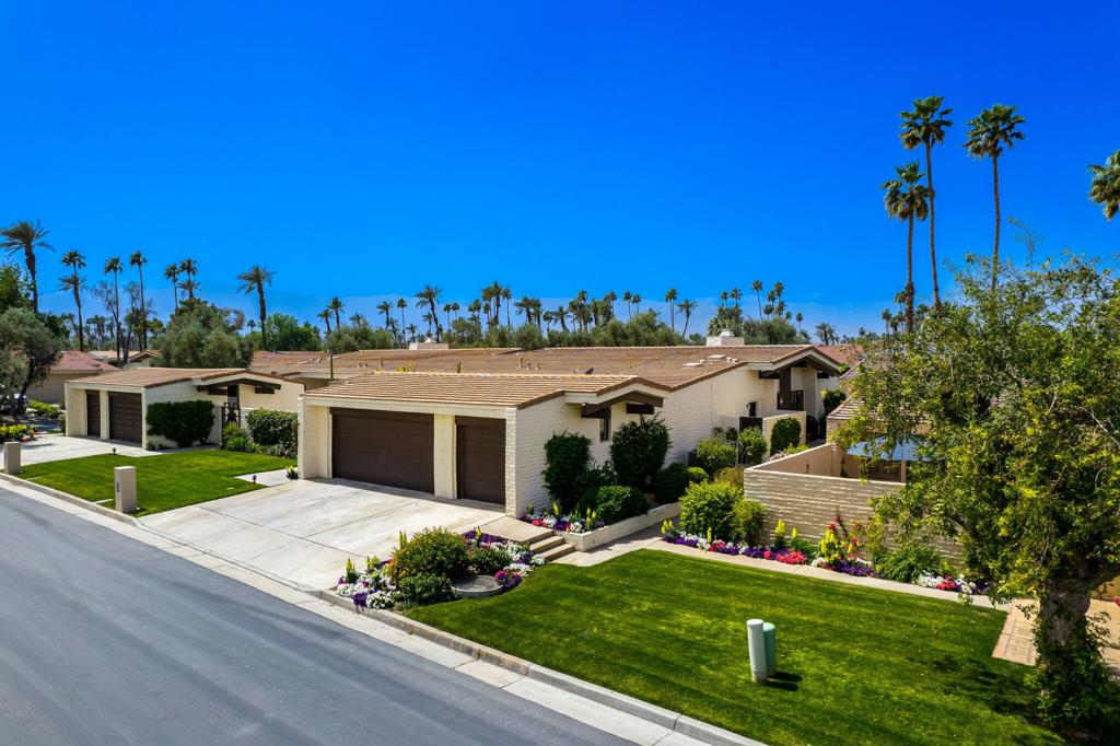 44837 Oro Grande Circle Property Photo 1