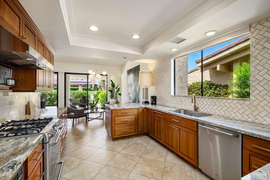 44837 Oro Grande Circle Property Photo 10