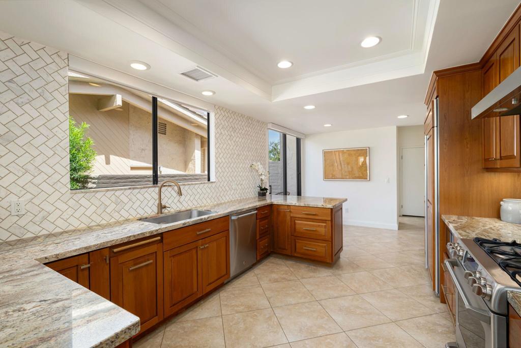 44837 Oro Grande Circle Property Photo 14